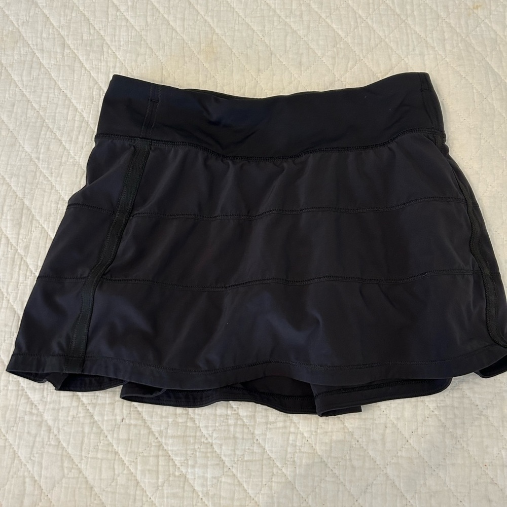 Lululemon black tennis skirt